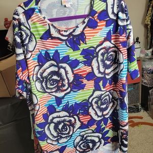 Lularoe Irma top